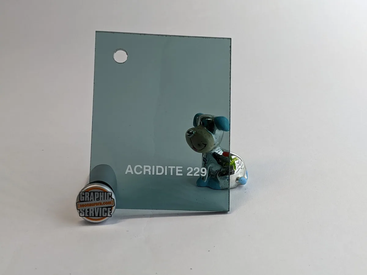 Lastra in PMMA colato Acridite 229, verde grigio fum&eacute; trasparente