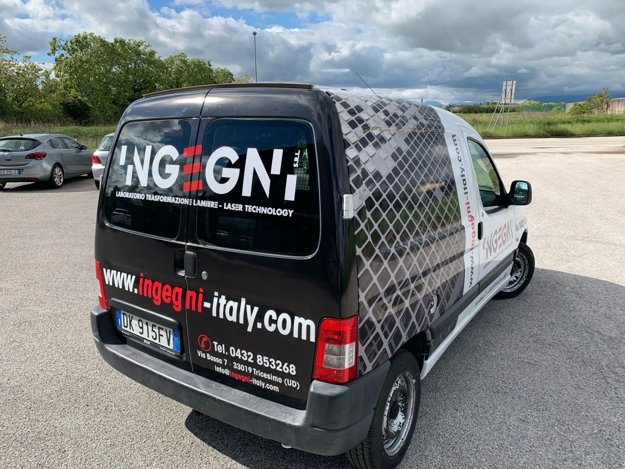 furgone adesivi udine