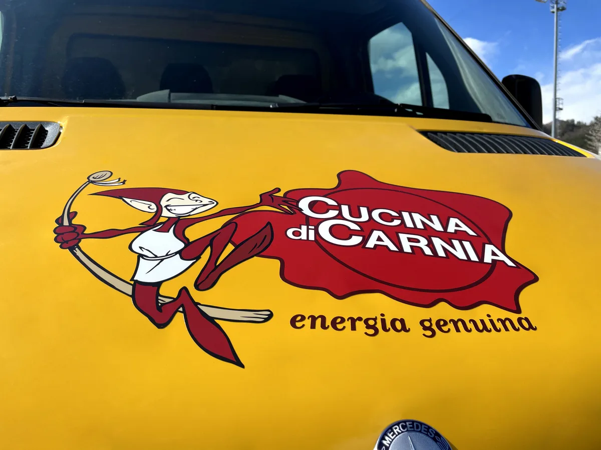Furgone frigo brandizzato per Cucina di Carnia
