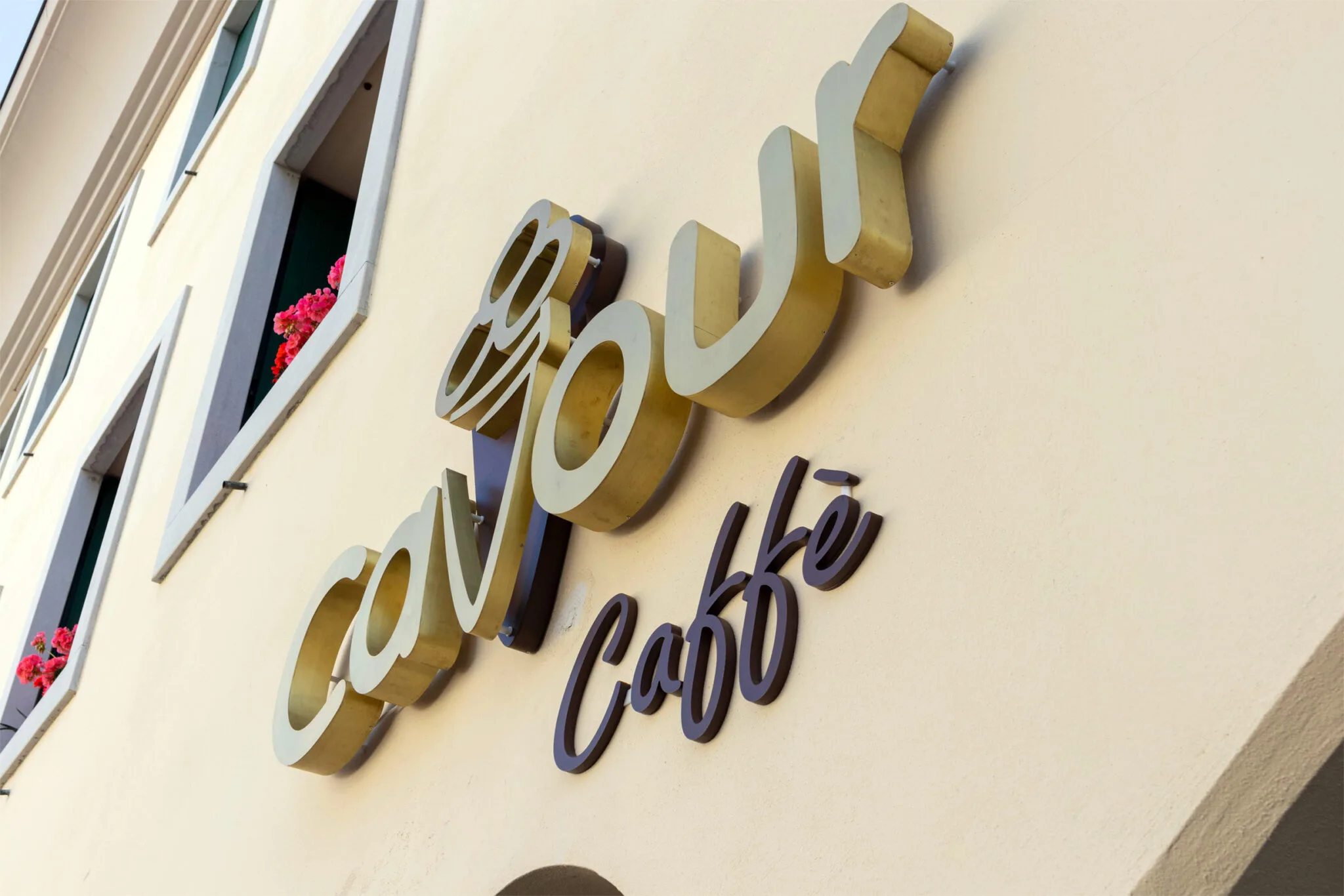 Caffe cavour