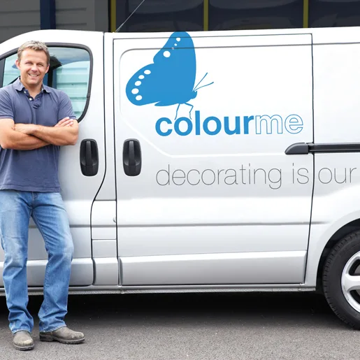 Insegna a bandiera di un barbiere con grafica in ImagePerfect 5700, foto Spandex
