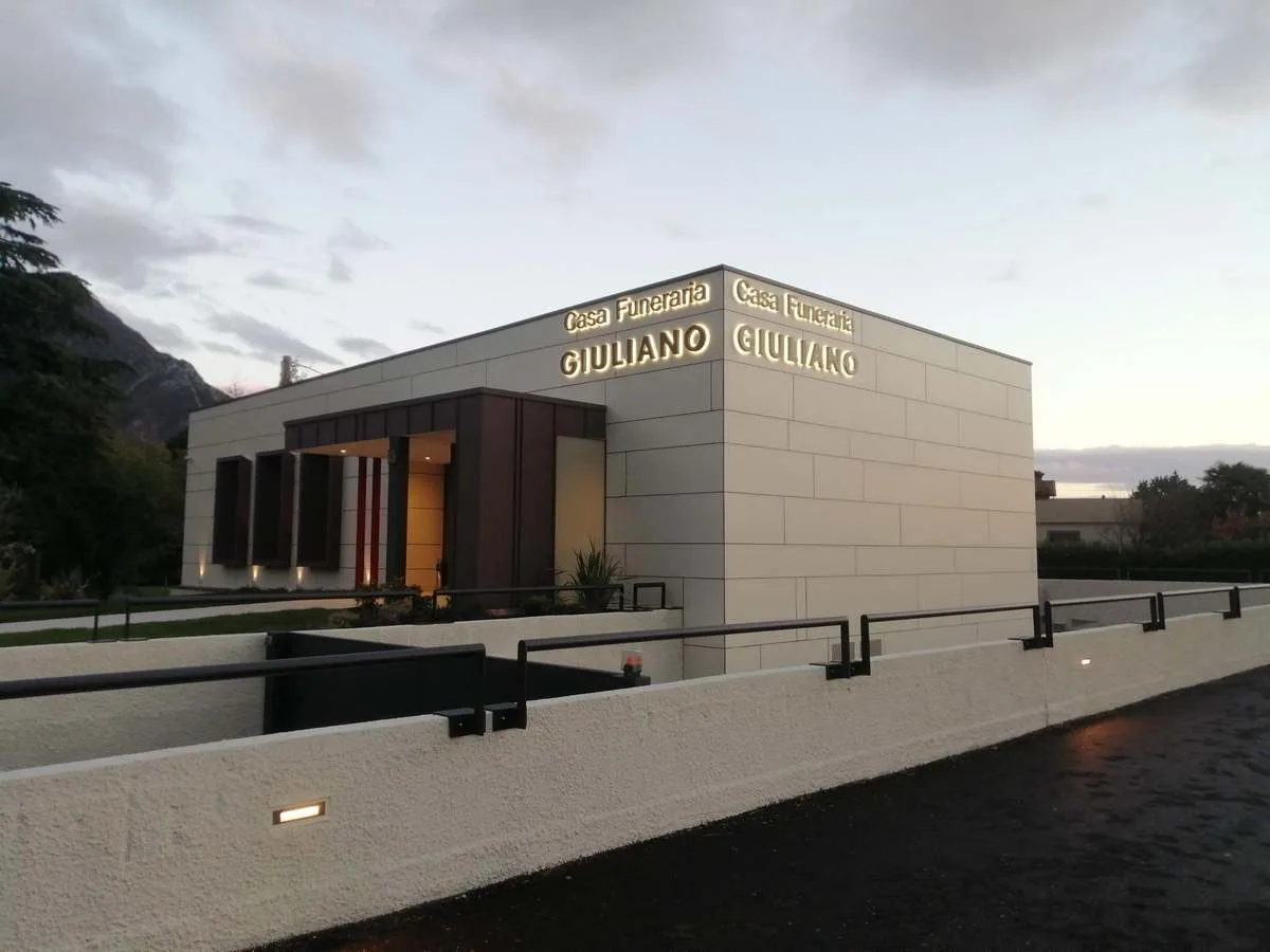 Insegne luminose Gemona del Friuli Udine