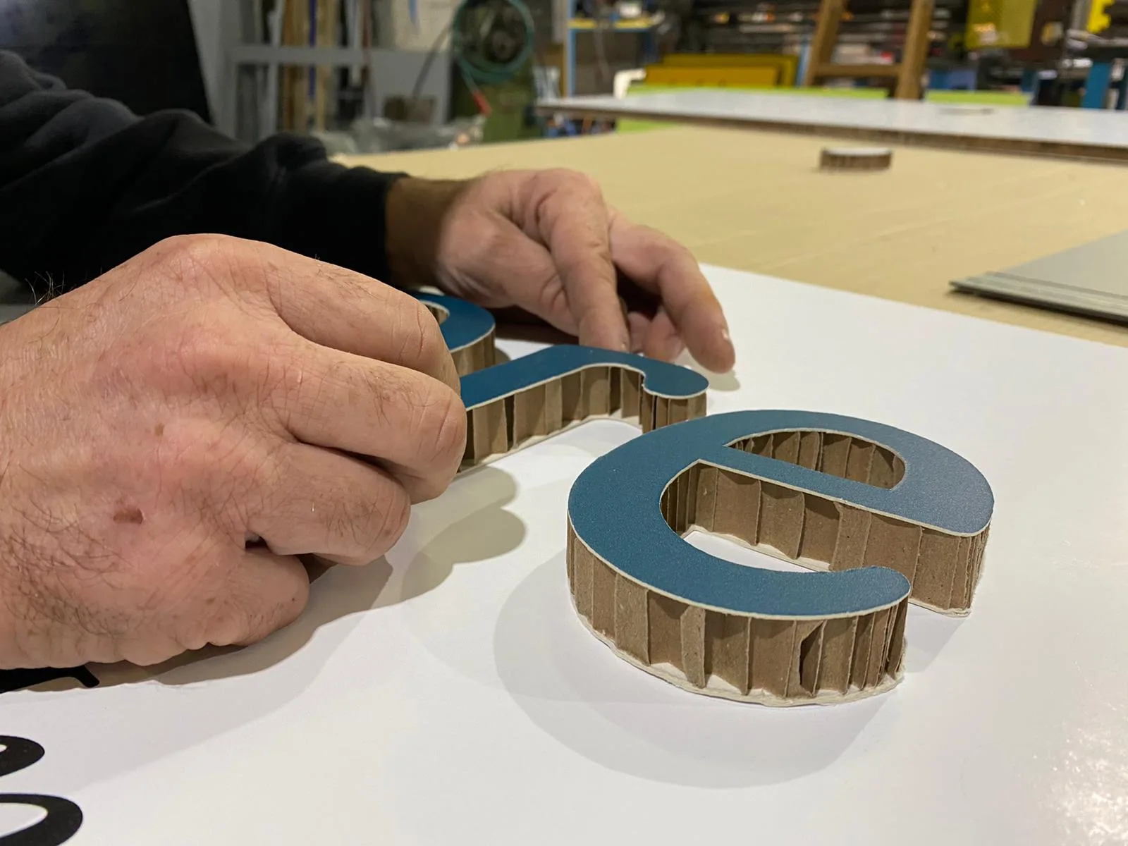 INSTALLAZIONE LETTERE IN REBOARD